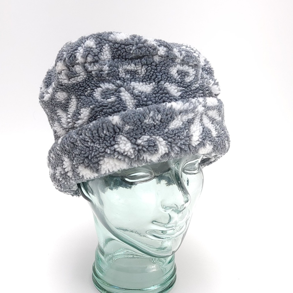 Vintage REI THAW Beanie Hat Gray White Fleece One Size‎ Made in USA Snow Winter